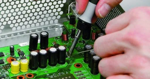 مونتاژ SMD قطعات الکترونیکی